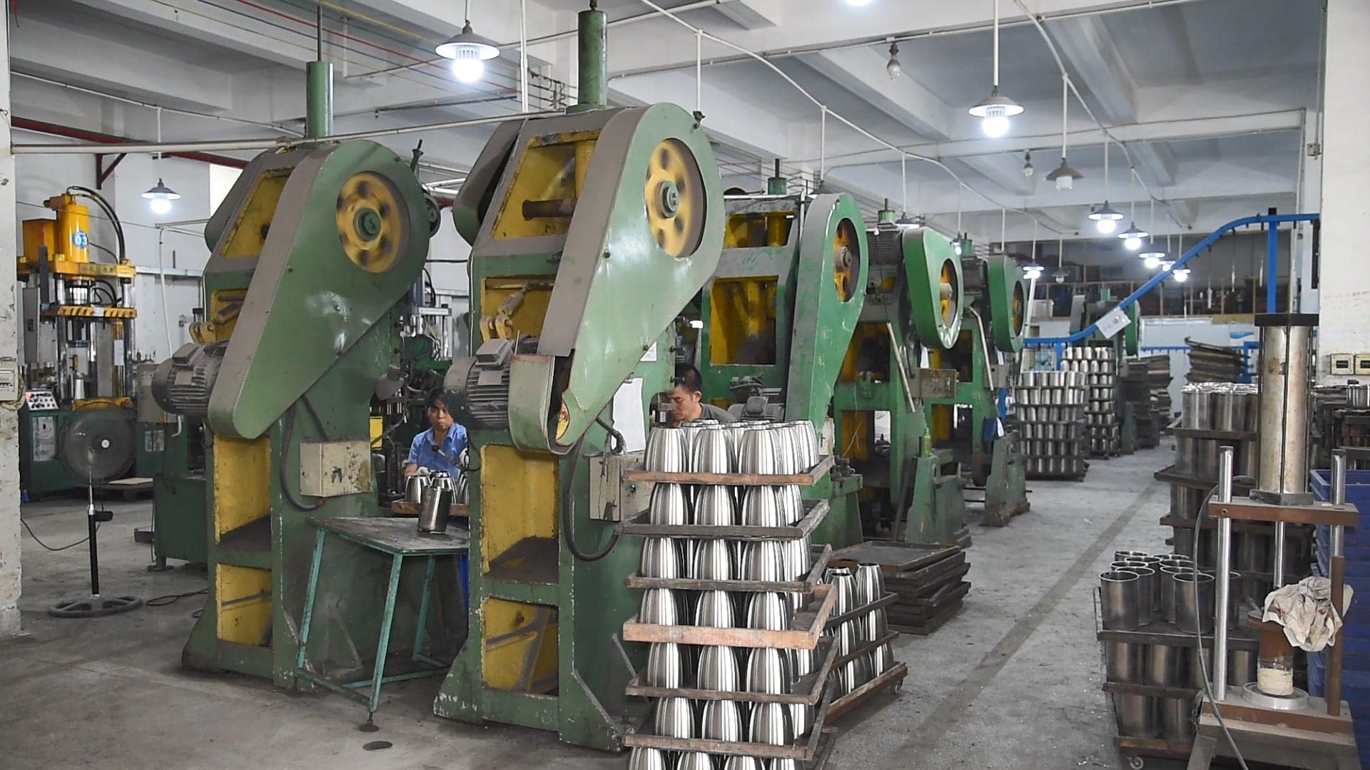 Taller de estampado metálico para carcasas de electrodomésticos OEM